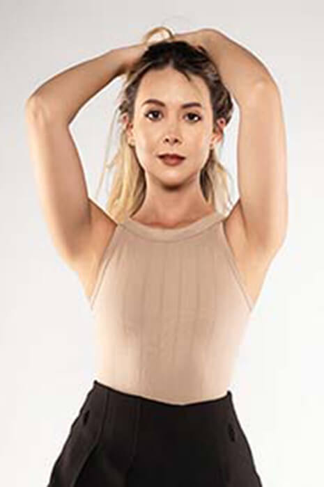 TOP ACANALADO ESCOTE HALTER TESS